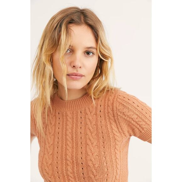 Free People Short + Sweet Cropped Cable Knit Sweater Sugared Almond Large Indie - Picture 12 of 12
